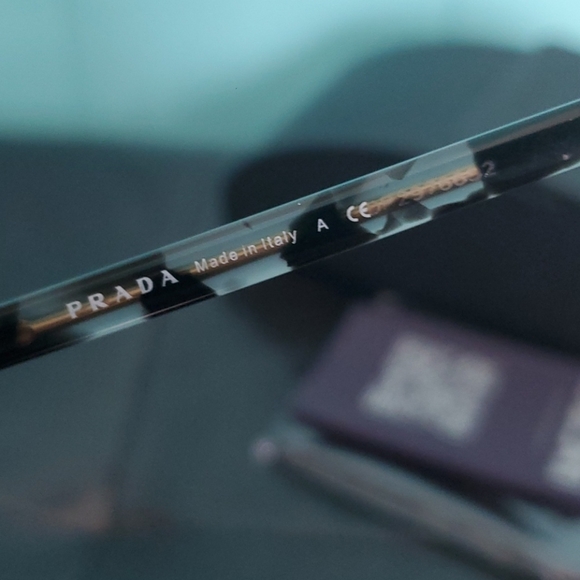 Prada Round Rimless Sunglasses - Picture 6 of 11